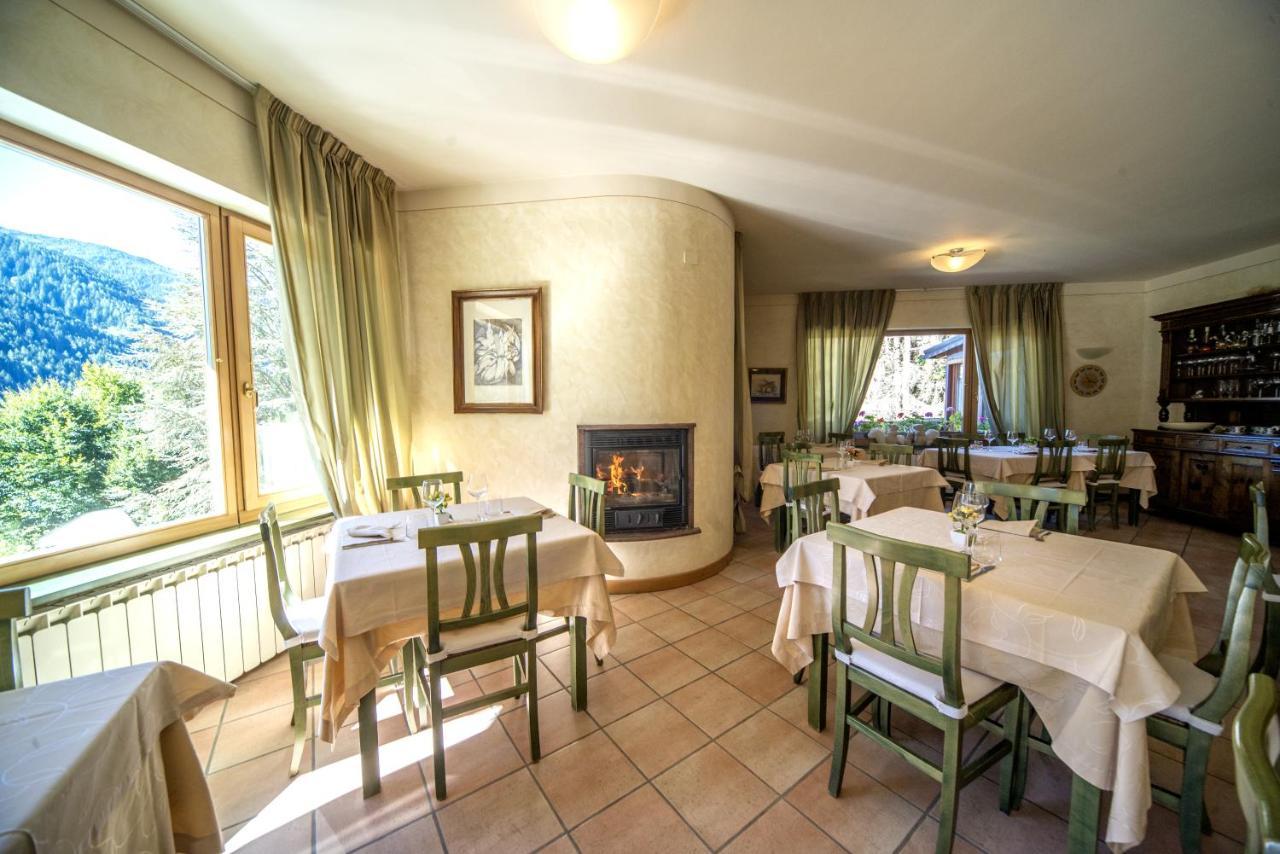 Hotel Veduta Dell'Adamello Temù المظهر الخارجي الصورة