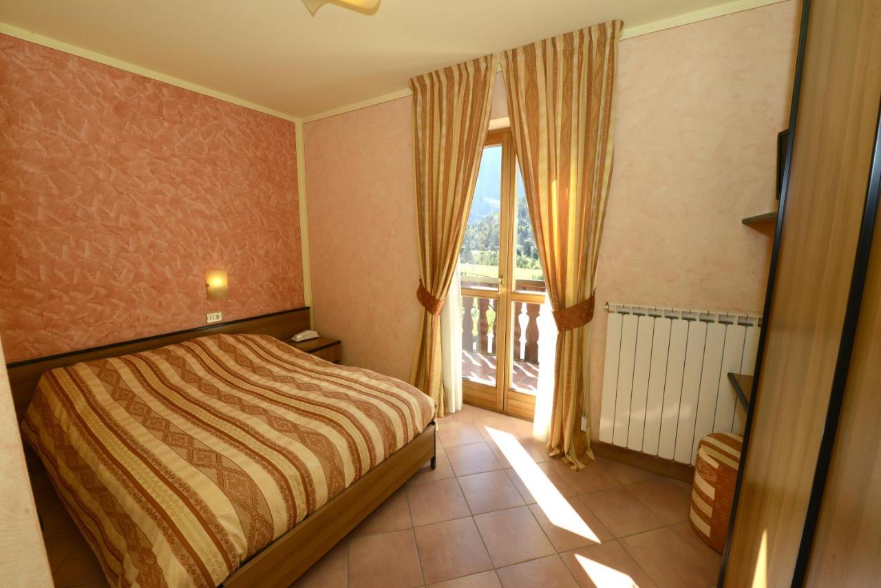 Hotel Veduta Dell'Adamello Temù المظهر الخارجي الصورة